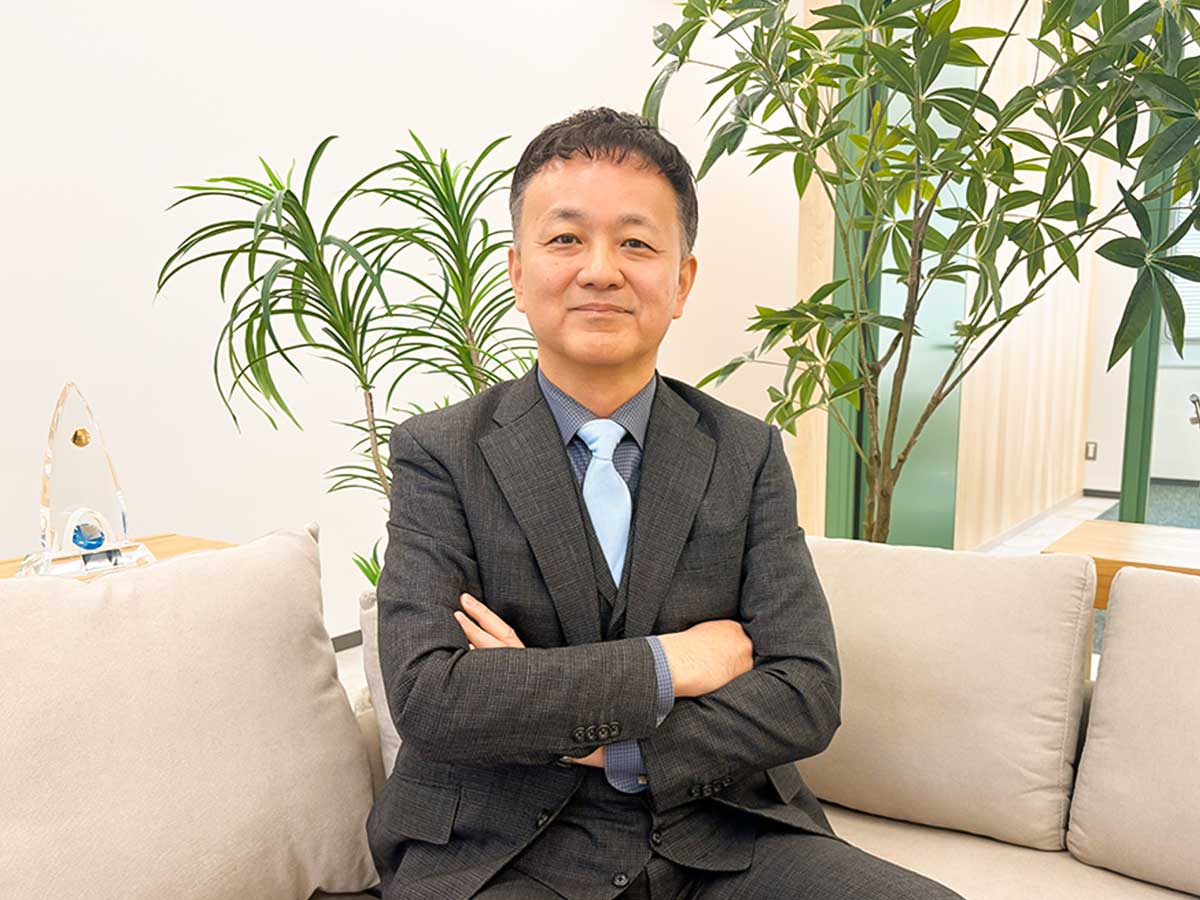 山根 康宏イメージ